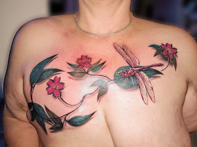 Brustkrebstattootag 2019, Tätowierer: Daniel Heppner, Dacosta Tattoo Art, Steinwedel 