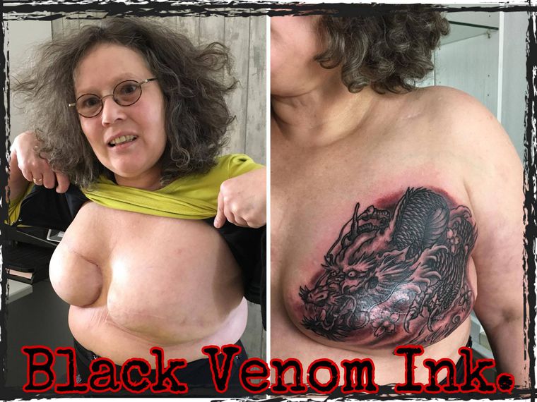 Brustkrebstattoo-Tag 2016; Tätowierer: Slawa Pavlyguine, Black Venom Ink. Tattoo & Piercing & PMU Herford