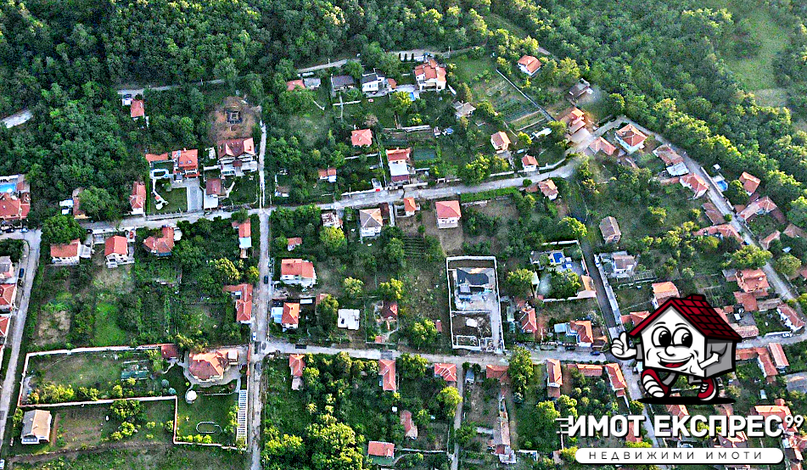 Парцел в регулация, с.Червен
